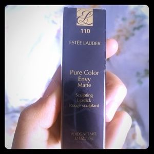 estee lauder pure color envy matte lipstick110